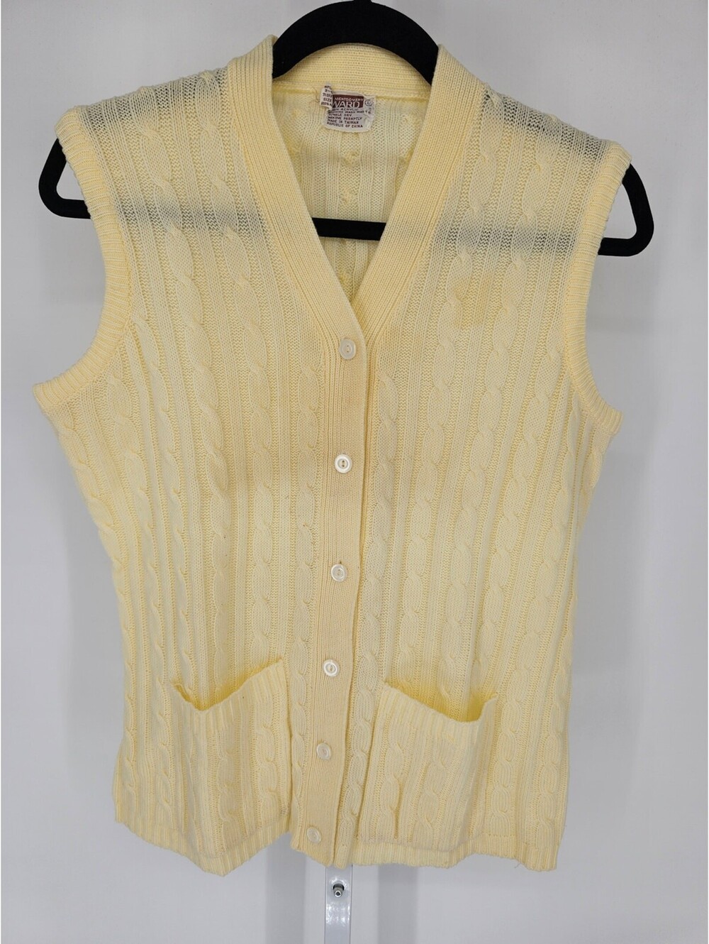 Vtg Montgomery Ward Womens Sz L Button Up Sweater Vest Light Yellow